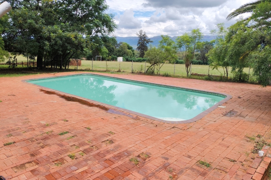 Commercial Property for Sale in Hartbeespoort Rural North West